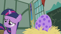 Filly Twilight nervously looks at her proctors S5E25