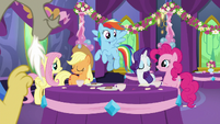 Main five ponies in agreement S7E1