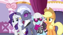 Rarity, Hoity, and Photo Finish confused by AJ's words S7E9.png (1.1 MB)