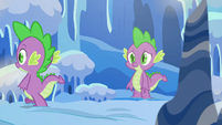 Spike walks away while his reflection stays still S6E16