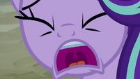 Starlight Glimmer shouting "stop!" S6E25