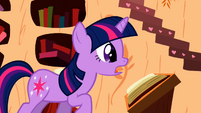 Twilight finds Apple Bloom's affliction in a book S2E06