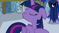 Twilight singing "what I am meant to do" S4E25