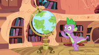 Spike likes what he sees S2E10