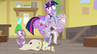 Dusty Pages tightly hugging Twilight S9E5