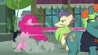 Pinkie Pie appears before Pouch Pony S6E3