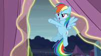 Rainbow makes punching moves S6E2