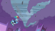 S04E06 Rainbow Dash tworzy tornado