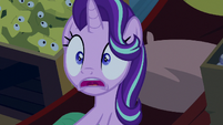 Starlight Glimmer jolts up in pain S8E19