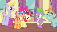 Apple Bloom and Scootaloo feel disappointed S4E19