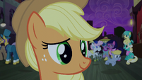 Applejack listens to Rarity S5E16