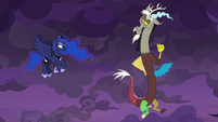 Discord and Princess Luna working together S9E17