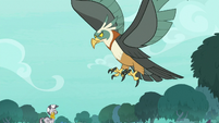Giant roc hovering over Zecora S8E11
