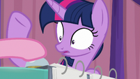 Pinkie hits the bell before Twilight S9E16
