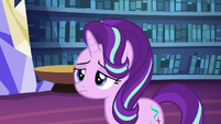 Starlight already tired of Applejack's story S6E21