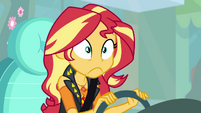 Sunset Shimmer looking completely stunned CYOE5c