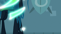 Chrysalis morphs from goose to normal S9E17