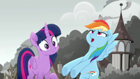 Rainbow Dash criticizing the hotel MLPRR