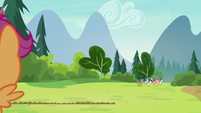 Rumble and campers gallop away from camp S7E21