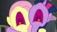 Twilight and Fluttershy screaming with fear S7E20