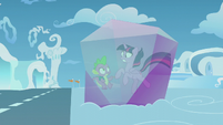 Twilight and Spike stuck in crystal S5E25