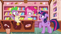 Pinkie looks offended by Twilight's implication S6E22