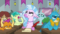 Students bored in Fluttershy's class S8E1