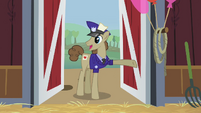 The Mail pony stands in the barn's entrance S2E14