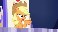 Applejack "scarin' Fluttershy is just" S6E15