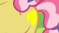 Close-up on Kettle Corn's painted-over cutie mark S7E21