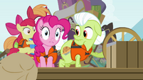 Pinkie Pie trembling S4E09