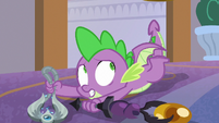 Spike catching the creature artifacts S8E15