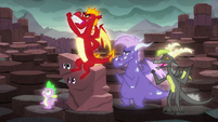 Garble and his friends cheer S6E5