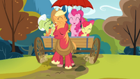 Pinkie Pie and the Apples singing the reprise S4E09