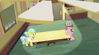 Pinkie Pie in Dr. Fauna's office S7E23