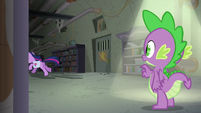 Twilight galloping out of the corridor S9E5
