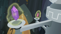 Elements moving towards Princess Celesta S4E2