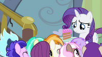 Party foals cheering for Rarity S4E19