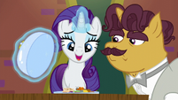 Rarity showing food to Coriander S6E12
