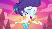 Rarity singing the final chorus EGDS27