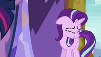 Starlight Glimmer doesn't want to be a leader S6E25