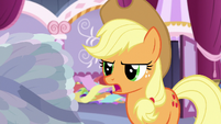 Applejack "who cares if it's stitched perfectly?" S7E9