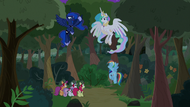 Celestia and Luna help the Filly Guides S9E13