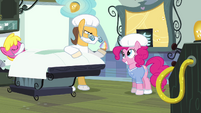 Pinkie Pie dressed as surgeon's assistant S4E12