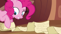 Pinkie Pie reading scroll closely S4E09