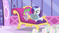 Rarity levitates the book S4E23