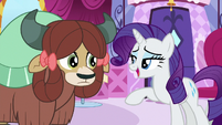 Rarity starts to sing S9E7