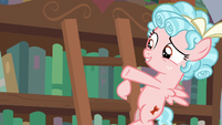 Cozy Glow pointing at library books S8E22