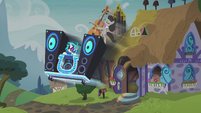 DJ Pon-3's mobile DJ station bursts out of the house S5E9