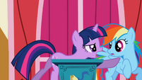 Rainbow Dash pushed away by Twilight S1E04